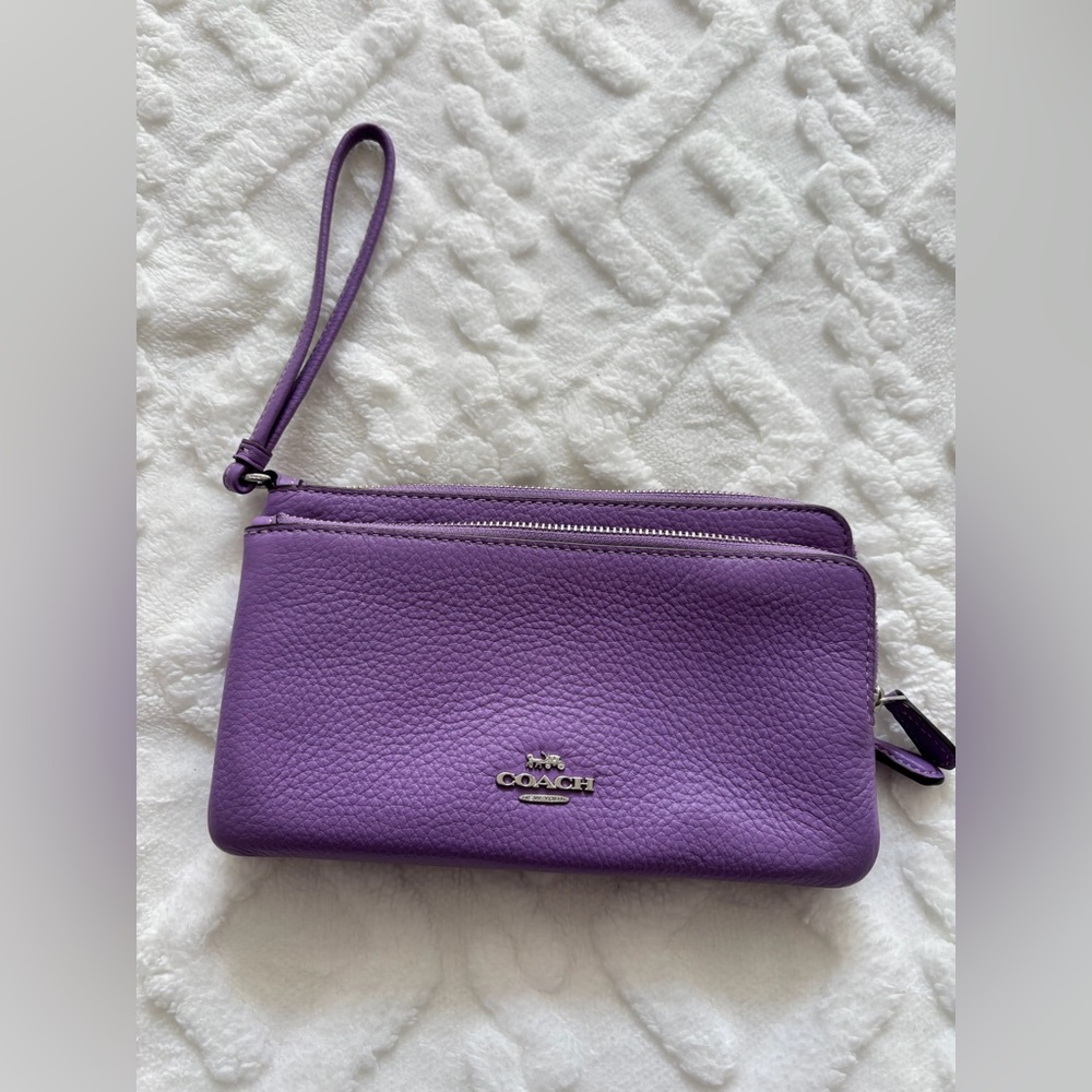 Coach Madison, leather double zip wristlet